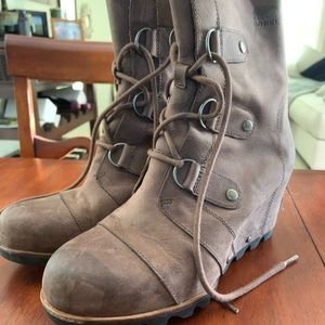 Sorel wedge boots